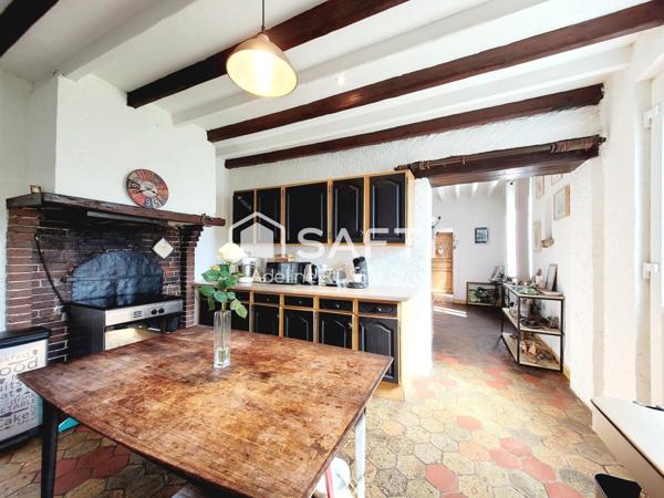 Ancien corps de ferme 139 m² + stockage 160 m²