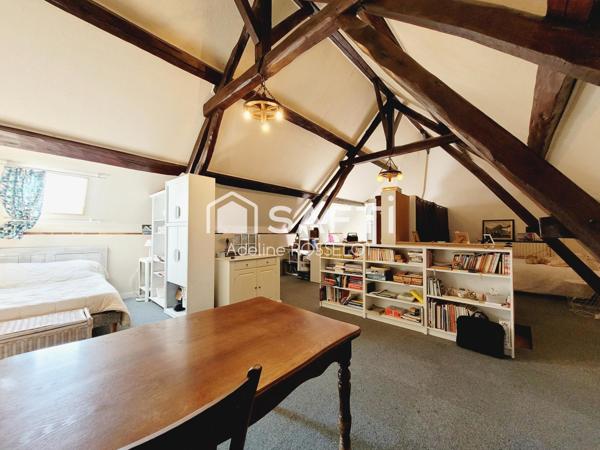 Ancien corps de ferme 139 m² + stockage 160 m²