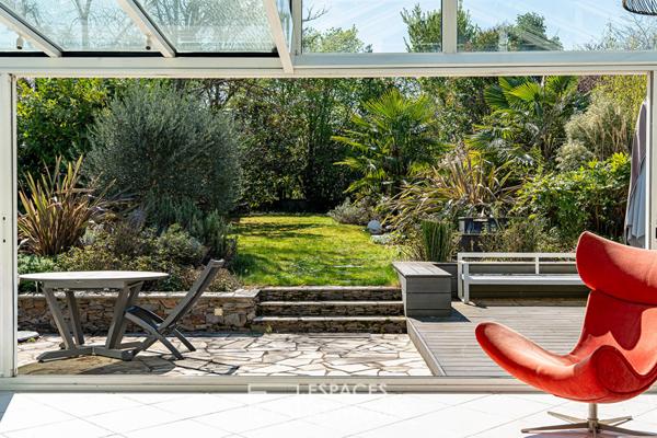 Maison contemporaine aux beaux volumes quartier La Chatâigneraie à Rueil-Malmaison