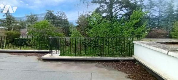  Belle maison familiale