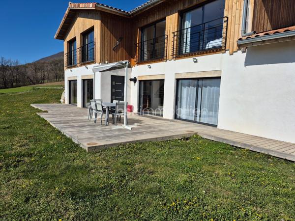 Villa de 300 m²