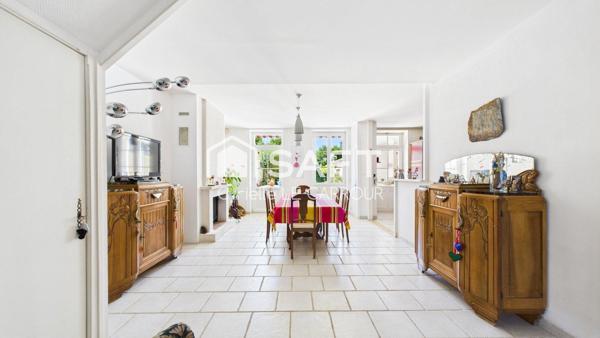 Grande maison familiale au centre-ville d'Aigrefeuille