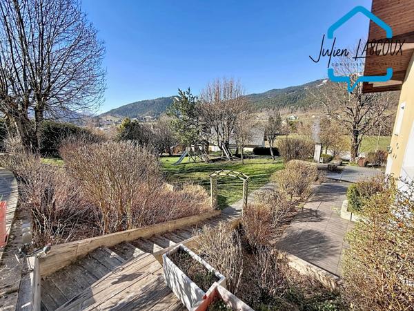 Dpt Isère (38), à vendre maison de charme 10 pièces de plus de 270 m2 habitable