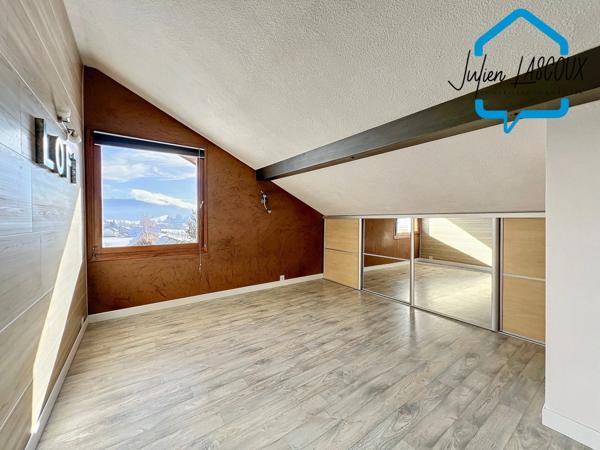 Dpt Isère (38), à vendre maison de charme 10 pièces de plus de 270 m2 habitable