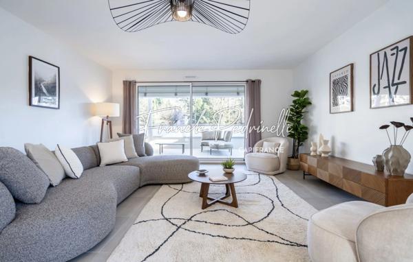 Appartement T5 d exception 116 m² terrasse 77 m² RARE AU CŒUR DE CHARBONNIÈRES-LES-BAINS