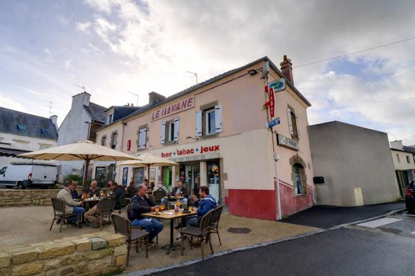 Saint-Renan (29290) RARE A LA VENTE — IMMEUBLE DE CARACTERE — EMPLACEMENT NUMERO UN — HYPER CENTRE SAINT RENAN