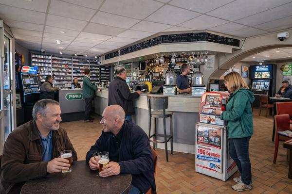 Saint-Renan (29290) RARE A LA VENTE — IMMEUBLE DE CARACTERE — EMPLACEMENT NUMERO UN — HYPER CENTRE SAINT RENAN