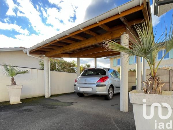 Maison 5 pièces de 105 m² à Mios (33380)