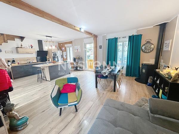 A VENDRE LAVELANET MAISON 108 M² + APPARTEMENT 40 M² + JARDIN 400 M² + DEPENDANCES