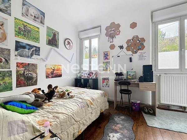 A VENDRE LAVELANET MAISON 108 M² + APPARTEMENT 40 M² + JARDIN 400 M² + DEPENDANCES