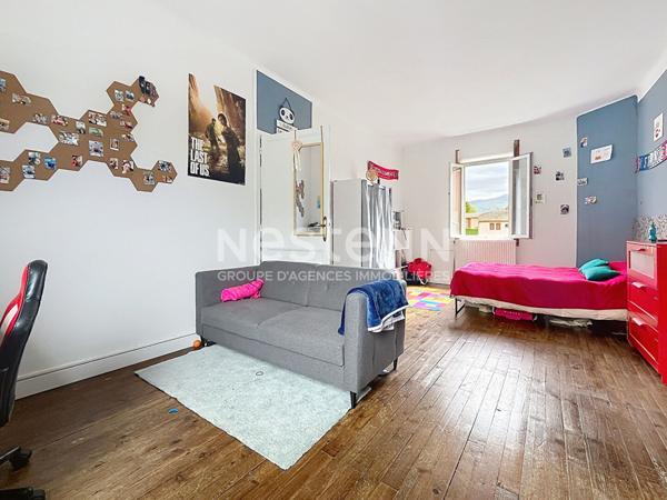 A VENDRE LAVELANET MAISON 108 M² + APPARTEMENT 40 M² + JARDIN 400 M² + DEPENDANCES