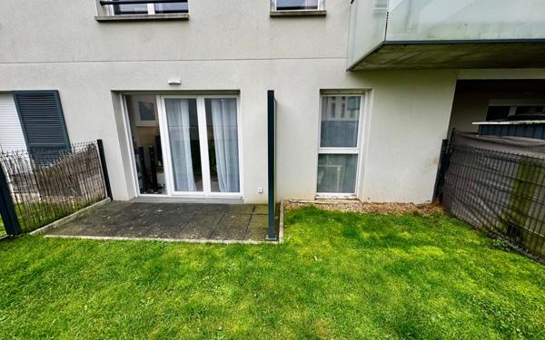 Appartement à vendre    2 pièces • 40 m2 Saint-Léger-du-Bourg-Denis