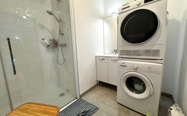 Appartement à vendre    2 pièces • 40 m2 Saint-Léger-du-Bourg-Denis