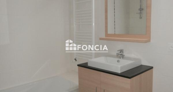 Location Appartement 3 pièces 65.57 m² - Gières 38610
