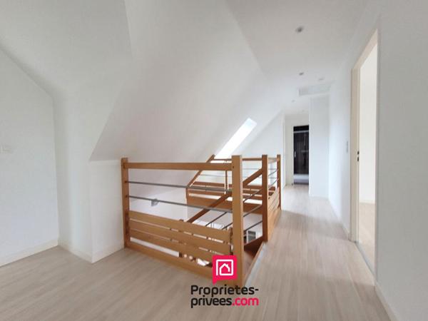 56520 GUIDEL - Maison récente 5 chambres 165 m2 environ