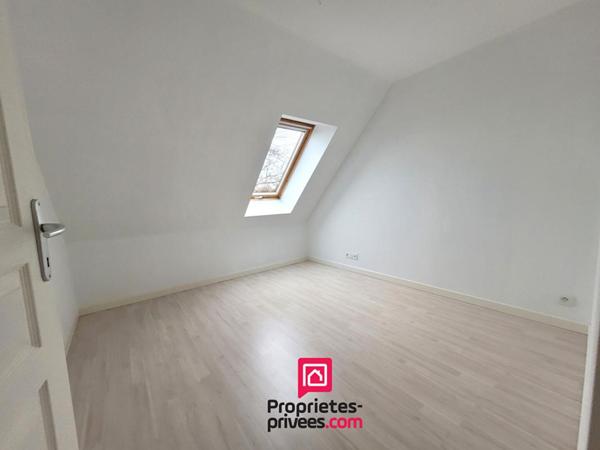 56520 GUIDEL - Maison récente 5 chambres 165 m2 environ