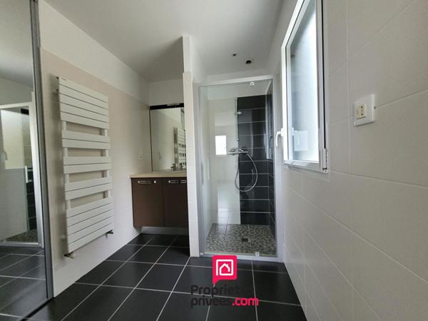 56520 GUIDEL - Maison récente 5 chambres 165 m2 environ