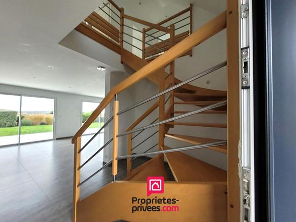 56520 GUIDEL - Maison récente 5 chambres 165 m2 environ