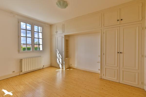Maison à vendre |                                       Cognac |                                        5 pièces  |  167 m²