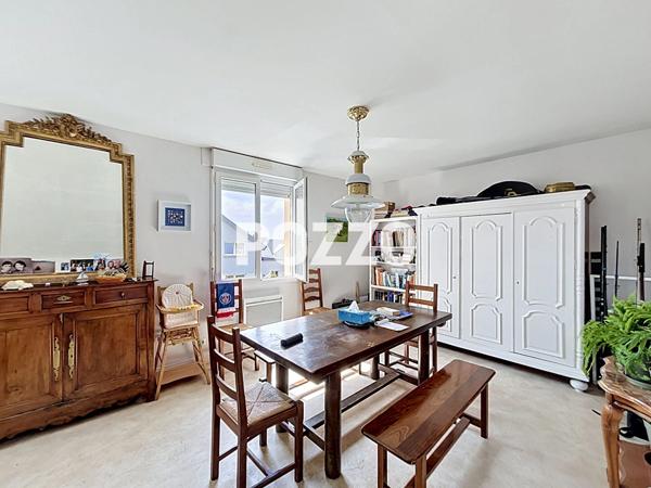 Immeuble de rapport composé de 4 appartements de type F3 à Tourneville Sur Mer TOURNEVILLE SUR MER