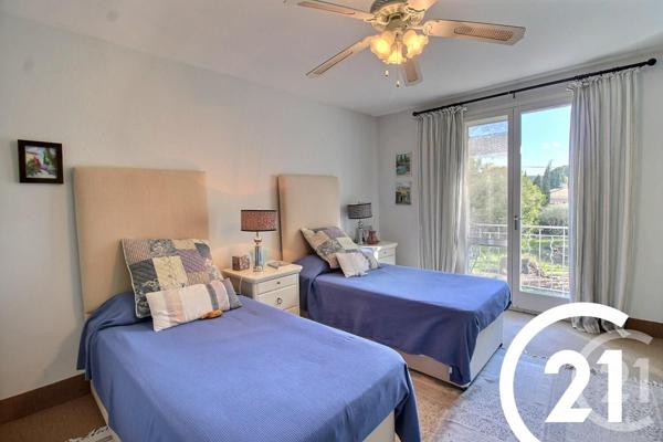 Maison à vendre  10 pièces - 310 m2 CAVAILLON - 84