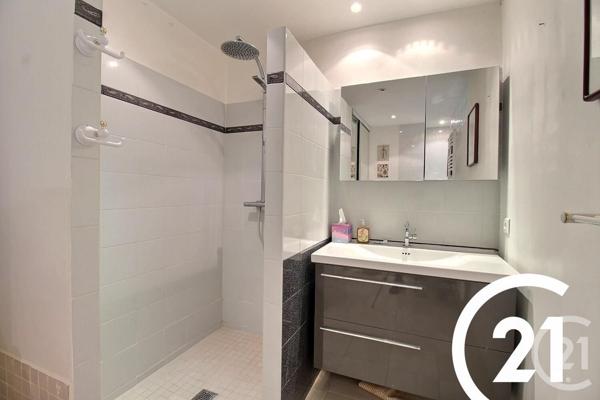 Maison à vendre  10 pièces - 310 m2 CAVAILLON - 84