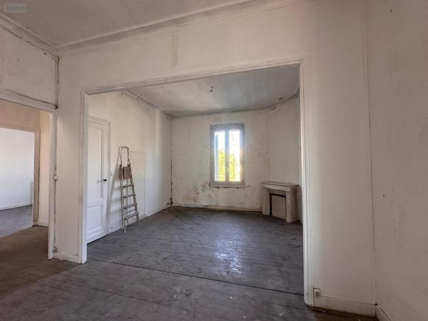 Appartement à rénover à vendre à Bordeaux en Gironde (33000), ref : 022/1181   
Barrière Saint Médard