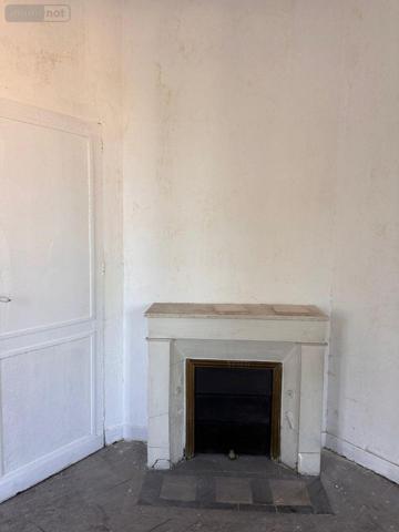 Appartement à rénover à vendre à Bordeaux en Gironde (33000), ref : 022/1181   
Barrière Saint Médard