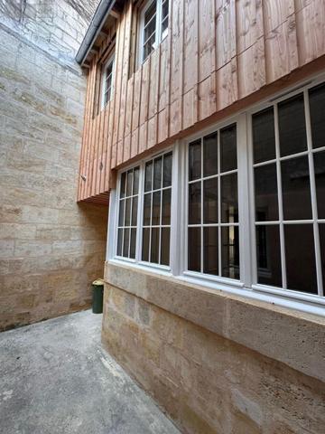 Appartement à rénover à vendre à Bordeaux en Gironde (33000), ref : 022/1181   
Barrière Saint Médard