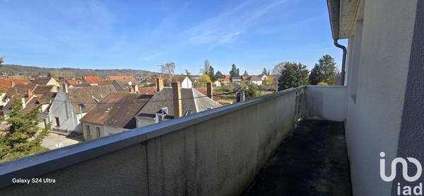 Appartement 3 pièces de 102 m² à Saint-Amand-Montrond (18200)