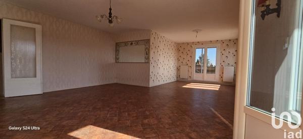 Appartement 3 pièces de 102 m² à Saint-Amand-Montrond (18200)