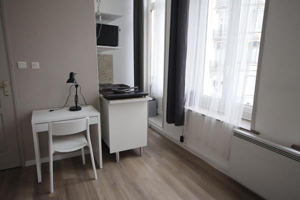 A LOUER : T1 à LILLE • Rue des Postes - WAZEMMES • 450 € CC • Réf. 730-004