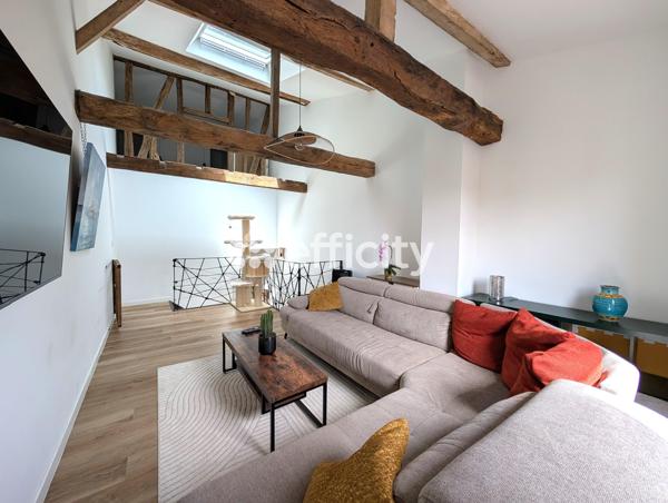Maison
         5 pièces
        - 100 m² Exclusivité 165 000 € *