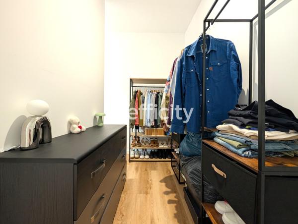 Maison
         5 pièces
        - 100 m² Exclusivité 165 000 € *