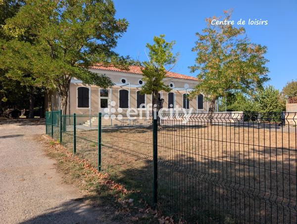 Maison
         5 pièces
        - 100 m² Exclusivité 165 000 € *