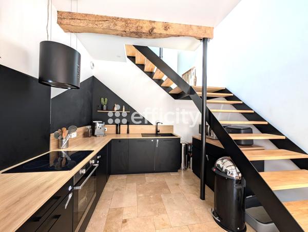 Maison
         5 pièces
        - 100 m² Exclusivité 165 000 € *