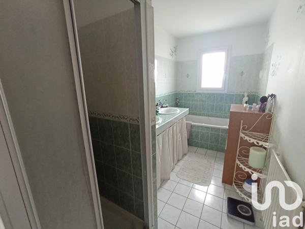 Maison à vendre 4 pièces 103 m² Châtillon-sur-Thouet