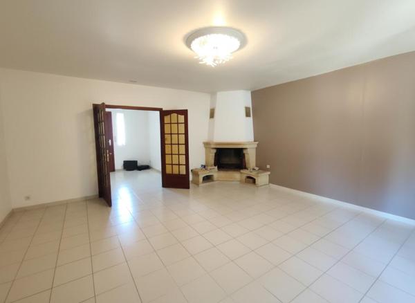 Lezignan Corbieres, Maison d'exception 170 m2, 7 pieces, 4 chambres sur 3000 m2 de terrain