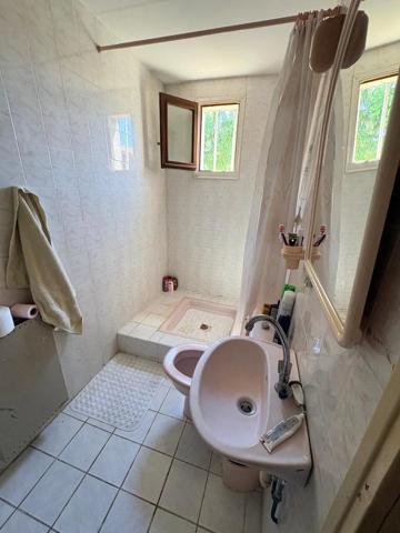 Vente                                                      Maison
                        
                     5 pièces                      102 m2                     à Bourg-Lès-Valence