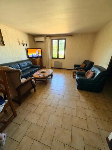 Vente                                                      Maison
                        
                     5 pièces                      102 m2                     à Bourg-Lès-Valence