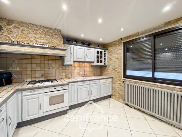 Maison à vendre 8 pièces COURTRY (77) AVEC DEPENDANCE - JARDIN - VERANDA