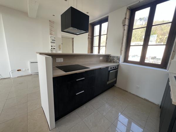 Trévoux (01600) APPARTEMENT T3 AVEC CAVE
