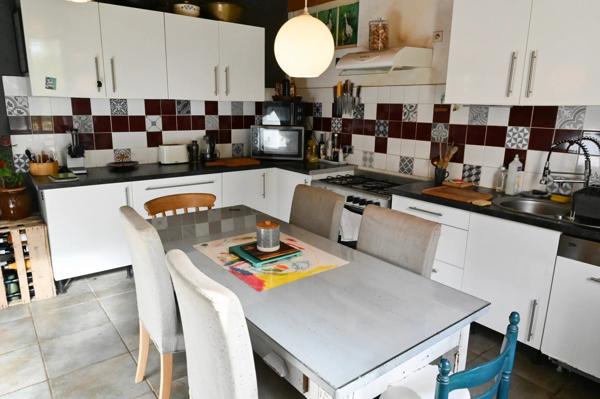 Maison familiale avec grand jardin