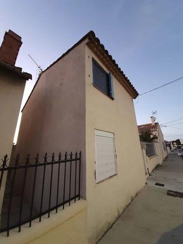 Vente                                                      Immeuble
                        
                     2 pièces                      44 m2                     à Miramas