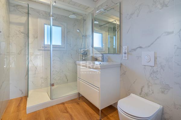 A VENDRE - Maison Villaz de 6 pièces - 172.46 m2 - Terrain de 1464 m² - Garage