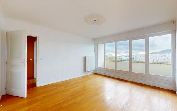 Appartement à vendre    4 pièces •  Metz