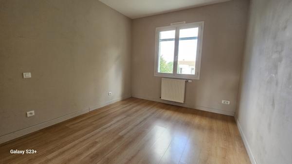 Chauray maison 6 pièces 135 m²