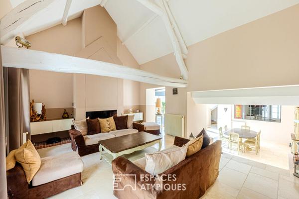 Coeur historique de Maule : Maison de caractère avec accès privé à la Mauldre