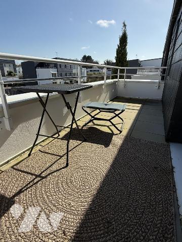A VENDRE  VANNES  TOHANNIC T2 43 m² dernier étage + parking