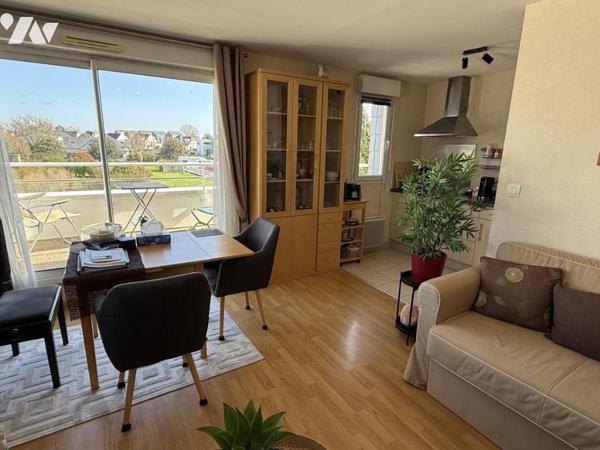 A VENDRE  VANNES  TOHANNIC T2 43 m² dernier étage + parking